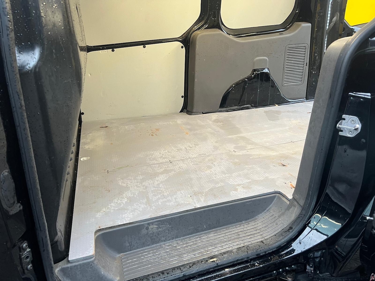 Used Ford Transit Connect 2020 for sale - 76455580: Photo 20