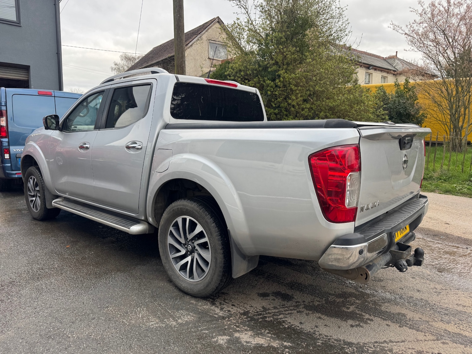 Used Nissan Navara 2017 for sale - 78045795: Photo 2