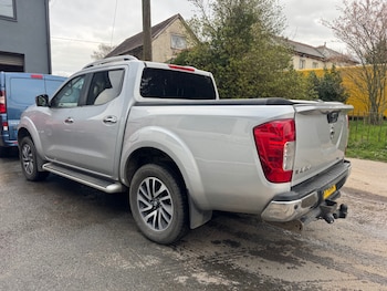 Used Nissan Navara 2017 for sale - 78045795: Photo