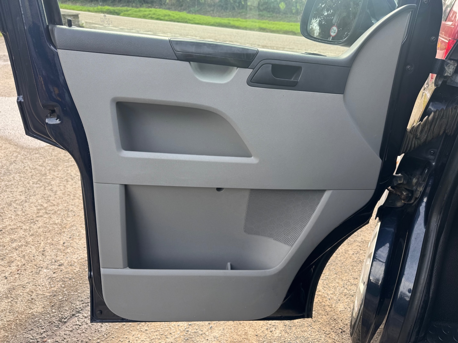 Used Volkswagen Transporter 2014 for sale - 77437973: Photo 17