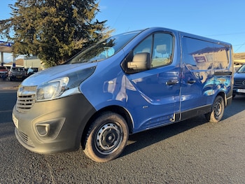Used Vauxhall Vivaro 2015 for sale - 77107887: Photo