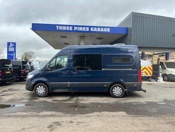 Mercedes-Benz - Sprinter