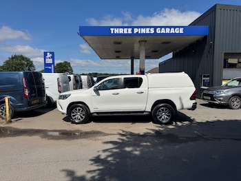 Used Toyota Hilux 2019 for sale - 79100933: Photo