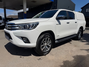 Used Toyota Hilux 2019 for sale - 79100933: Photo