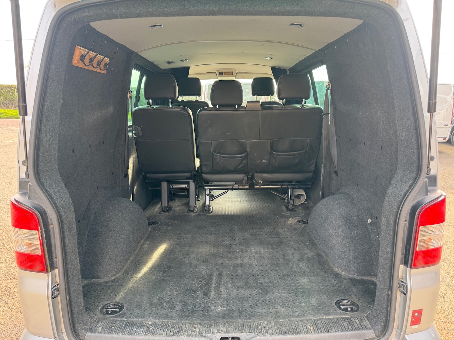 Used Volkswagen Transporter 2014 for sale - 77961761: Photo 11