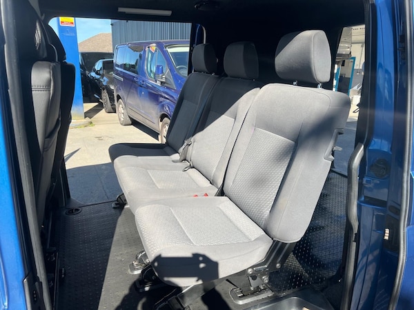 Used Volkswagen Transporter 2015 for sale - 76025950: Photo 11