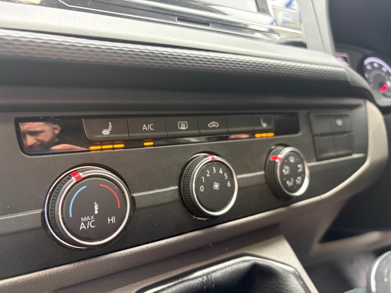 Used Volkswagen Transporter 2020 for sale - 77356994: Photo 23