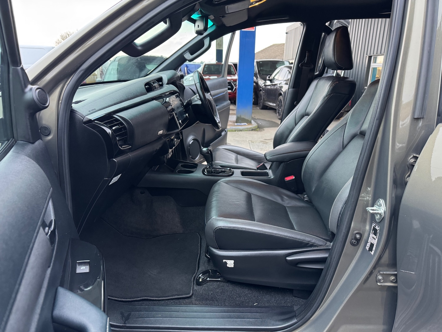 Used Toyota Hilux 2022 for sale - 77285793: Photo 16