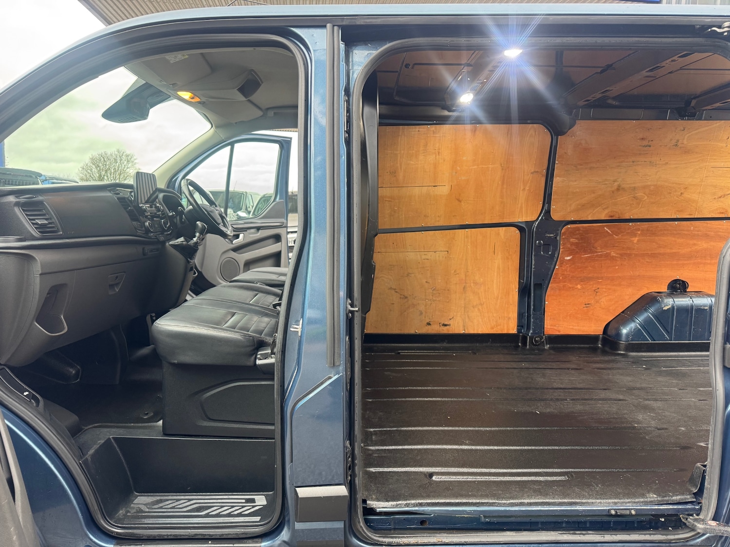 Used Ford Transit Custom 2021 for sale - 76177213: Photo 10