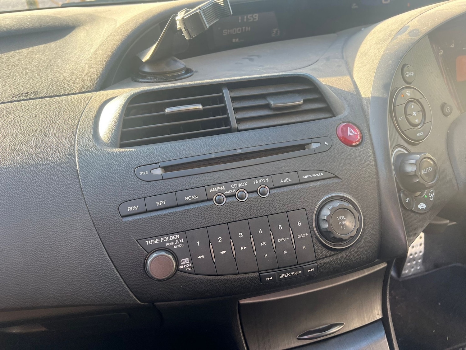 Used Honda Civic 2011 for sale - 77061346: Photo 13