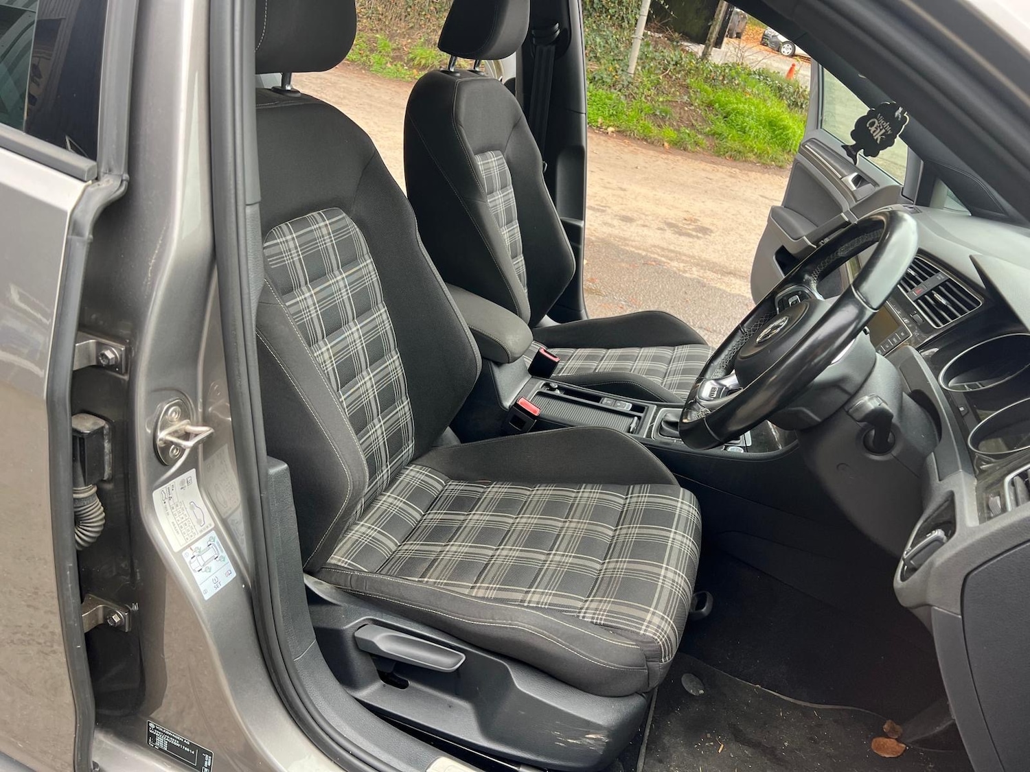 Used Volkswagen Golf 2015 for sale - 76526490: Photo 10