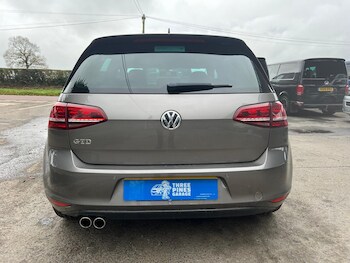 Used Volkswagen Golf 2015 for sale - 76526490: Photo