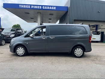 Mercedes-Benz - Vito