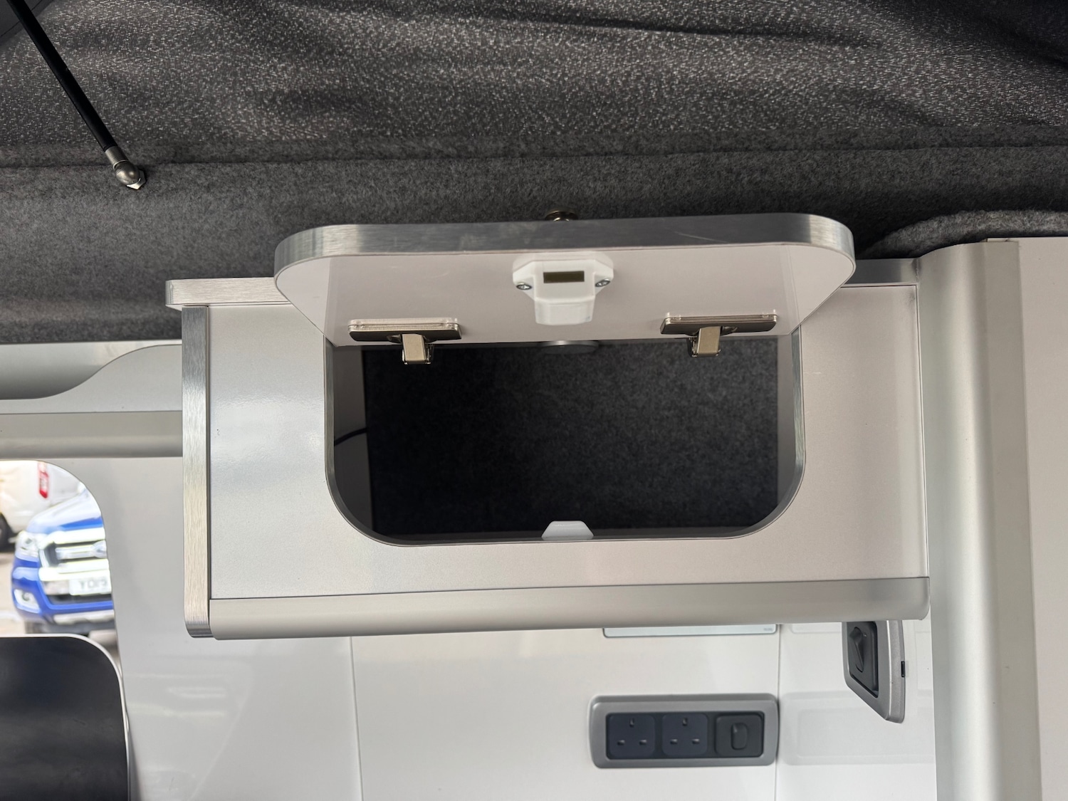 Used Volkswagen Transporter 2012 for sale - 77781539: Photo 29