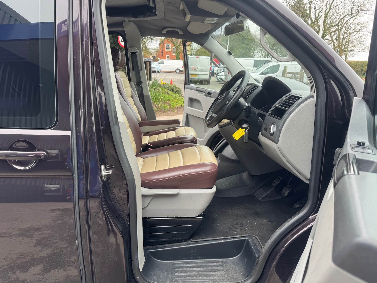 Used Volkswagen Transporter 2012 for sale - 77781539: Photo 9