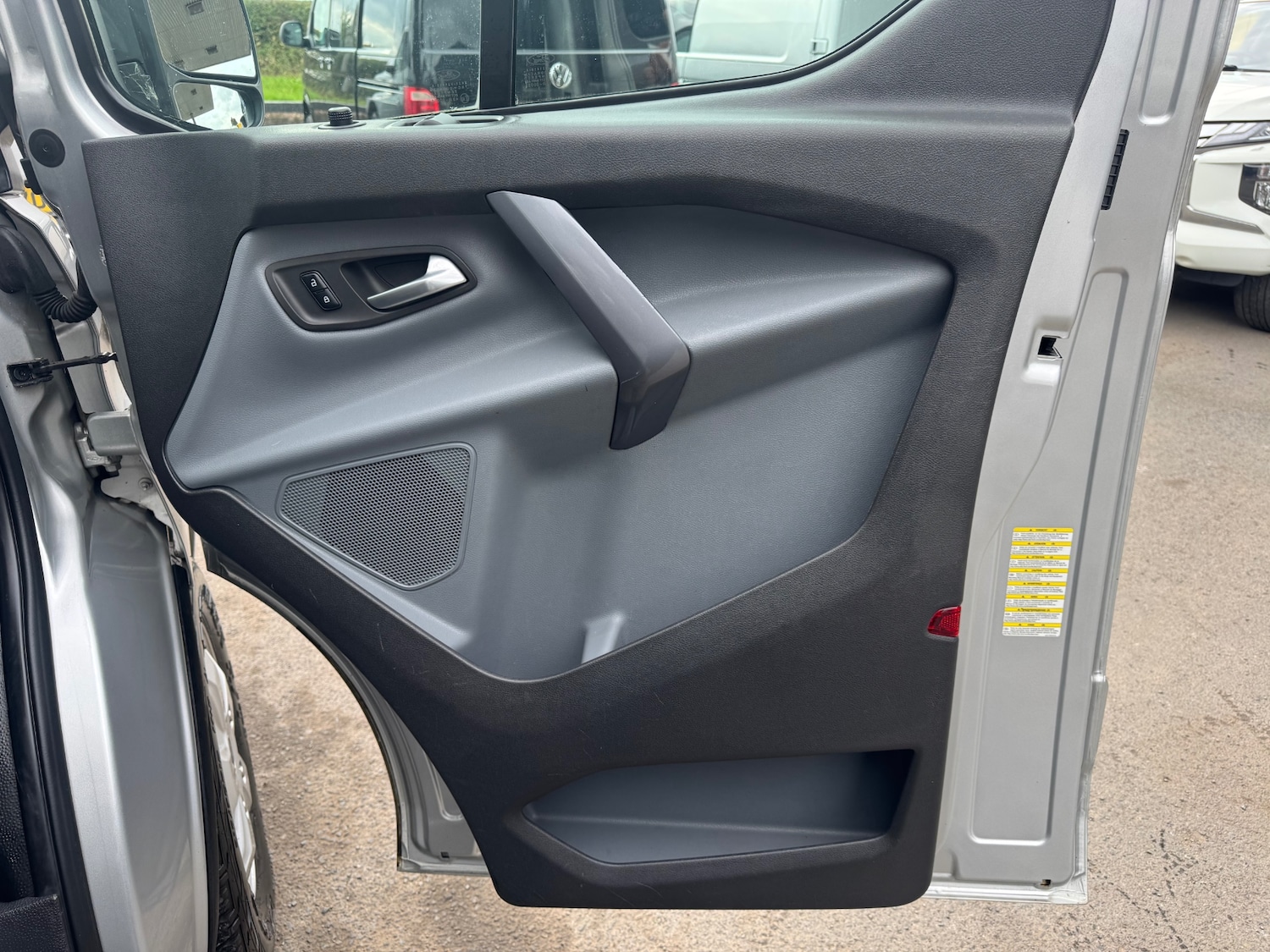 Used Ford Transit Custom 2015 for sale - 75953522: Photo 16