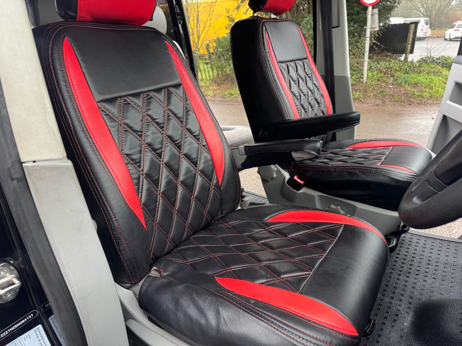 Used Volkswagen Transporter 2013 for sale - 77356843: Photo 10