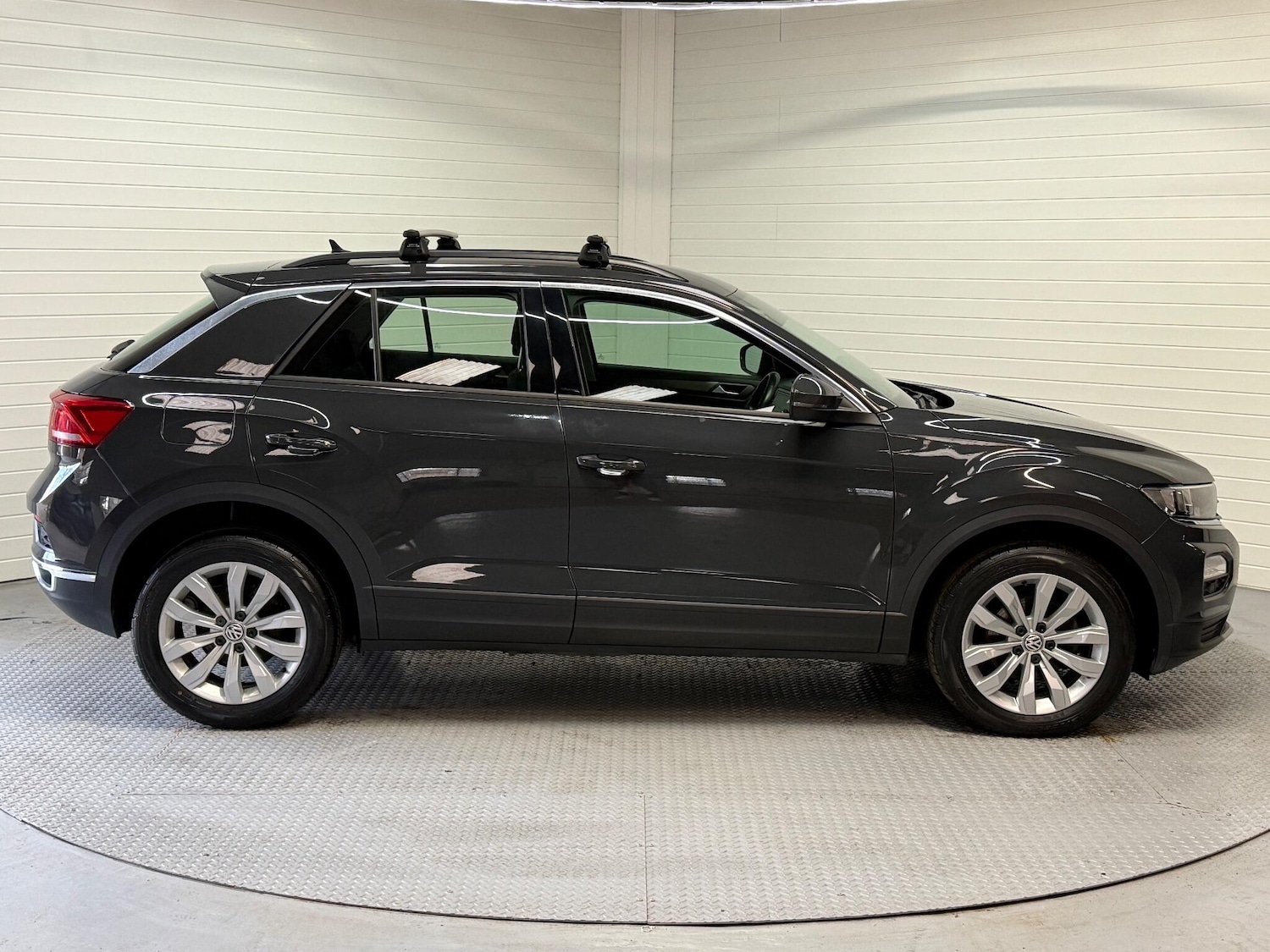 Used Volkswagen T-Roc 2020 for sale - 77098096: Photo 10