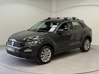 Used Volkswagen T-Roc 2020 for sale - 77098096: Photo