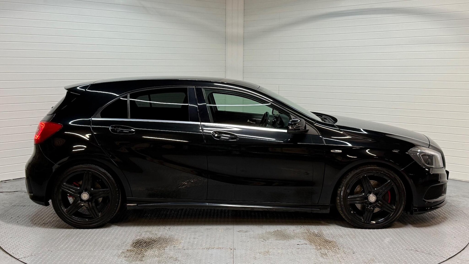 Used Mercedes-Benz A-Class 2013 for sale - 76918566: Photo 11