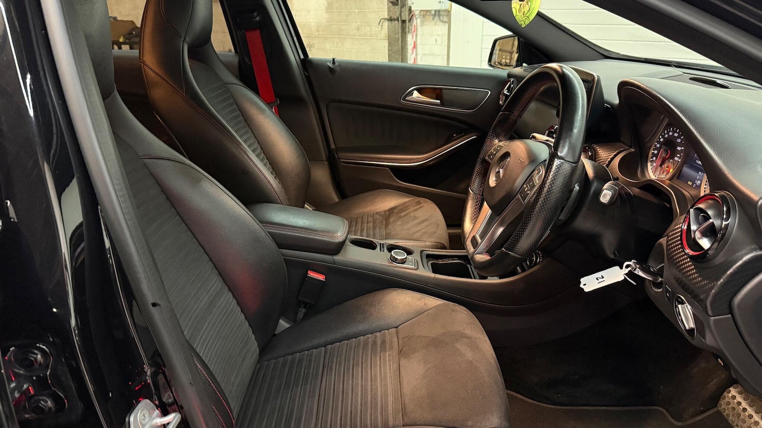 Used Mercedes-Benz A-Class 2013 for sale - 76918566: Photo 21