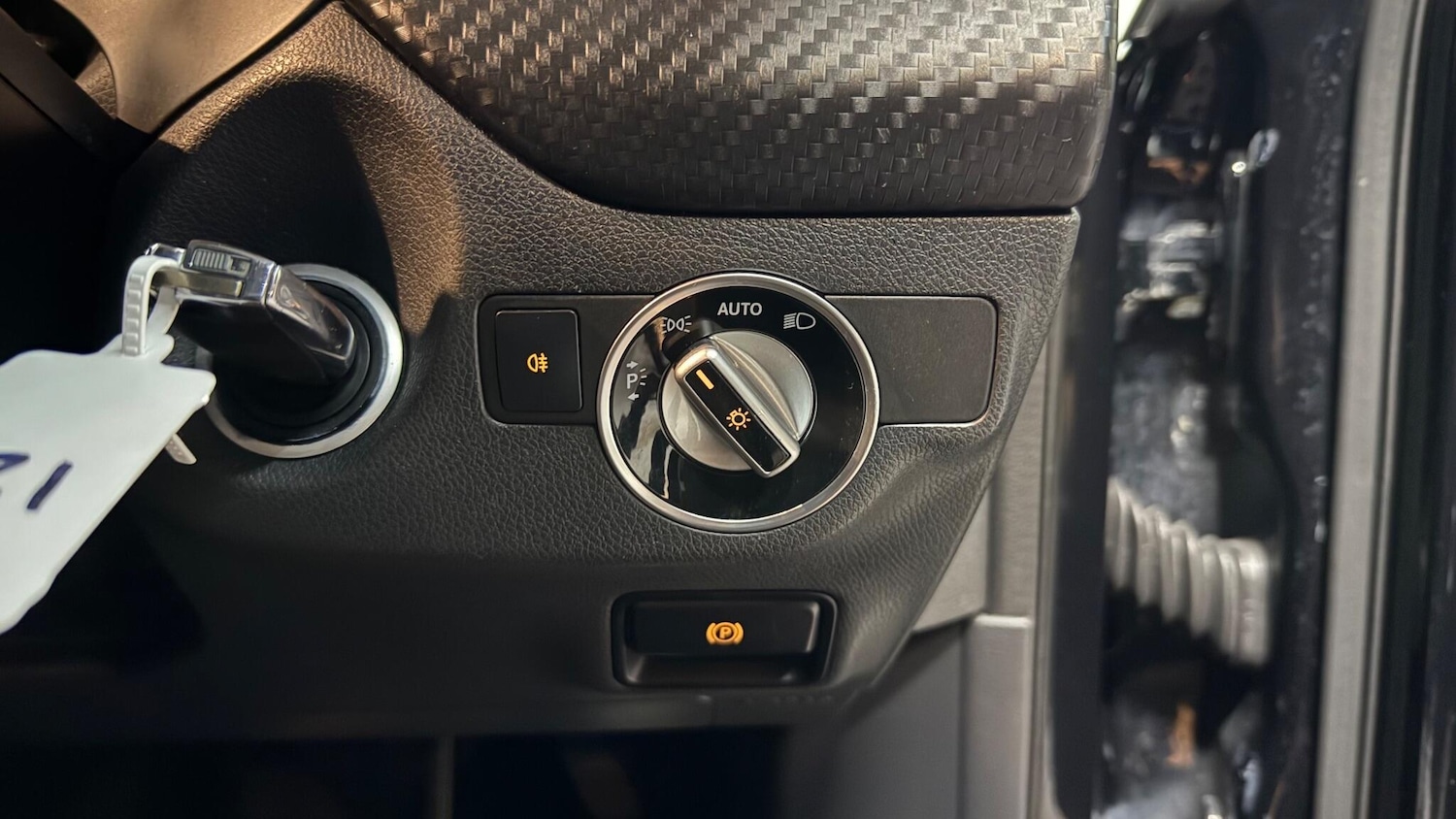 Used Mercedes-Benz A-Class 2013 for sale - 76918566: Photo 23