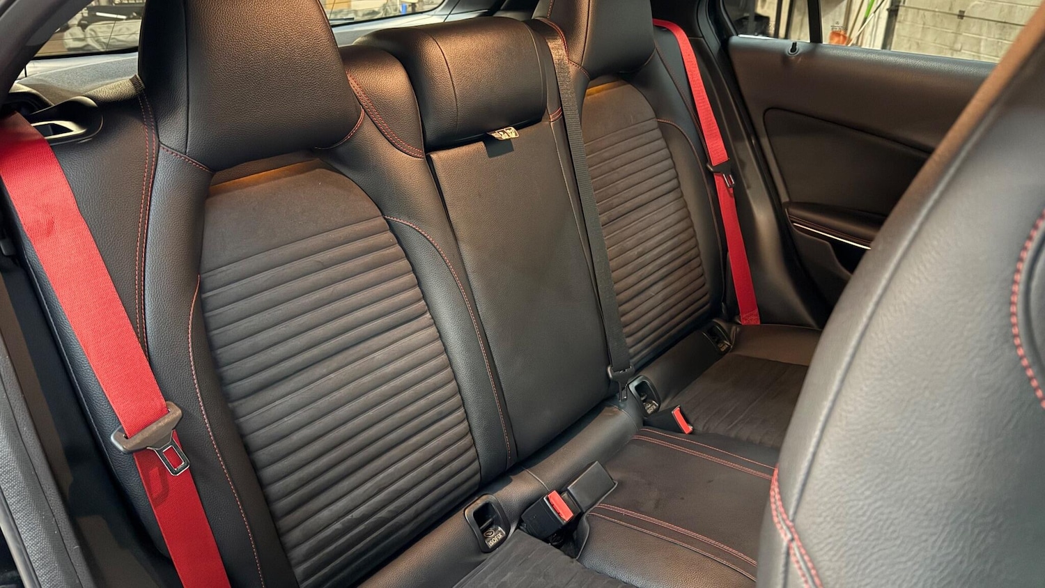 Used Mercedes-Benz A-Class 2013 for sale - 76918566: Photo 35