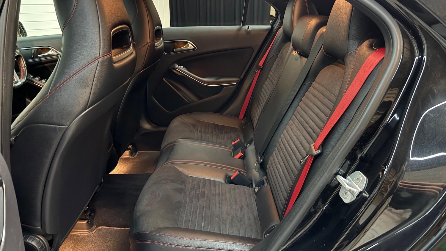 Used Mercedes-Benz A-Class 2013 for sale - 76918566: Photo 40