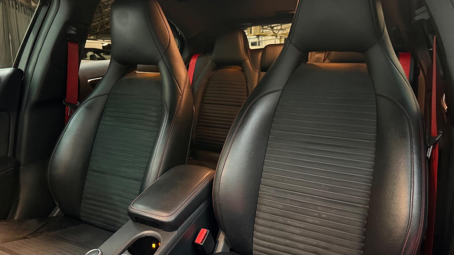 Used Mercedes-Benz A-Class 2013 for sale - 76918566: Photo 48