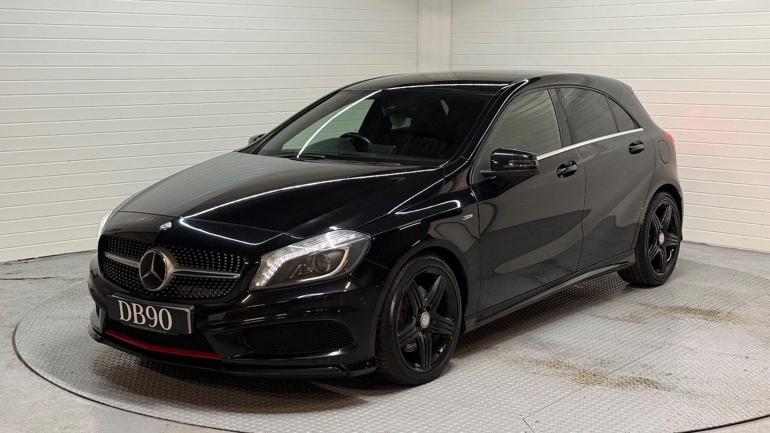 Used Mercedes-Benz A-Class 2013 for sale - 76918566: Photo 5