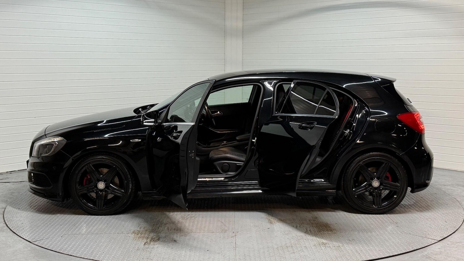 Used Mercedes-Benz A-Class 2013 for sale - 76918566: Photo 7