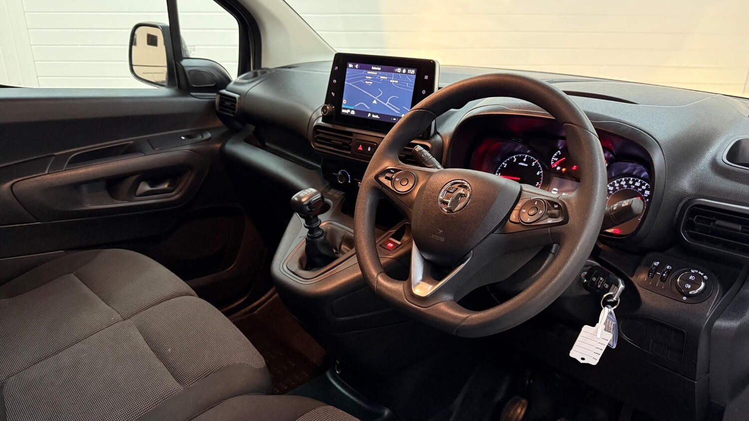 Used Vauxhall Combo for sale - 77737133: Photo 2