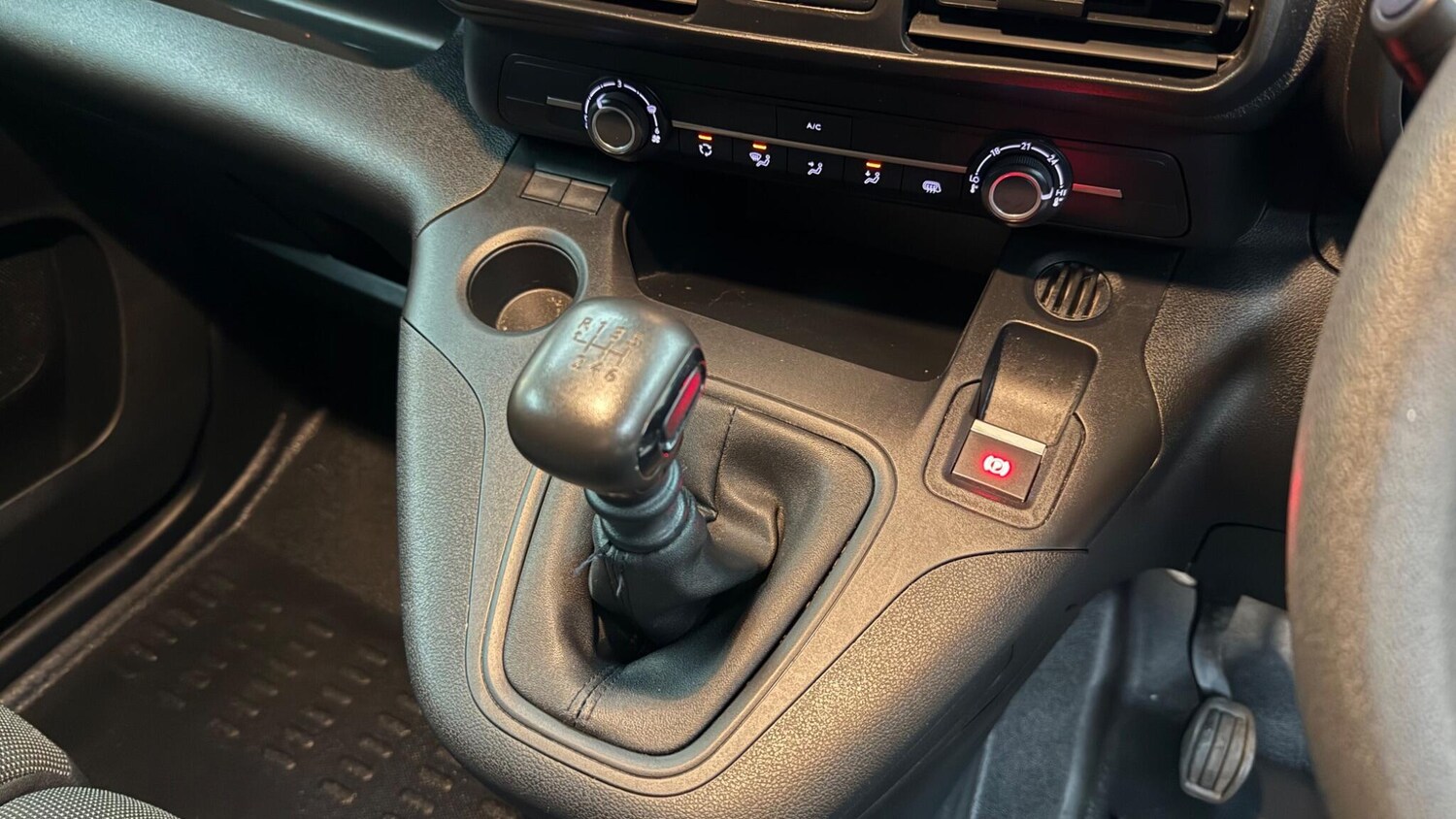 Used Vauxhall Combo for sale - 77737133: Photo 34