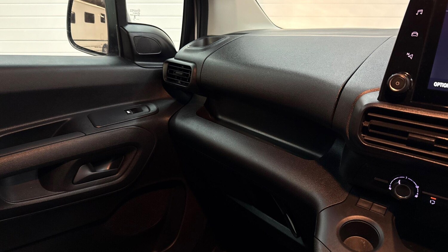 Used Vauxhall Combo for sale - 77737133: Photo 35