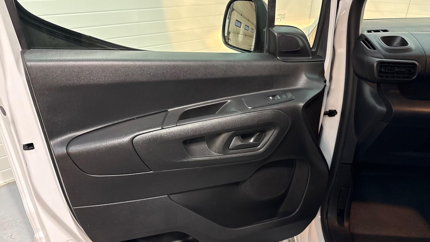 Used Vauxhall Combo for sale - 77737133: Photo 39