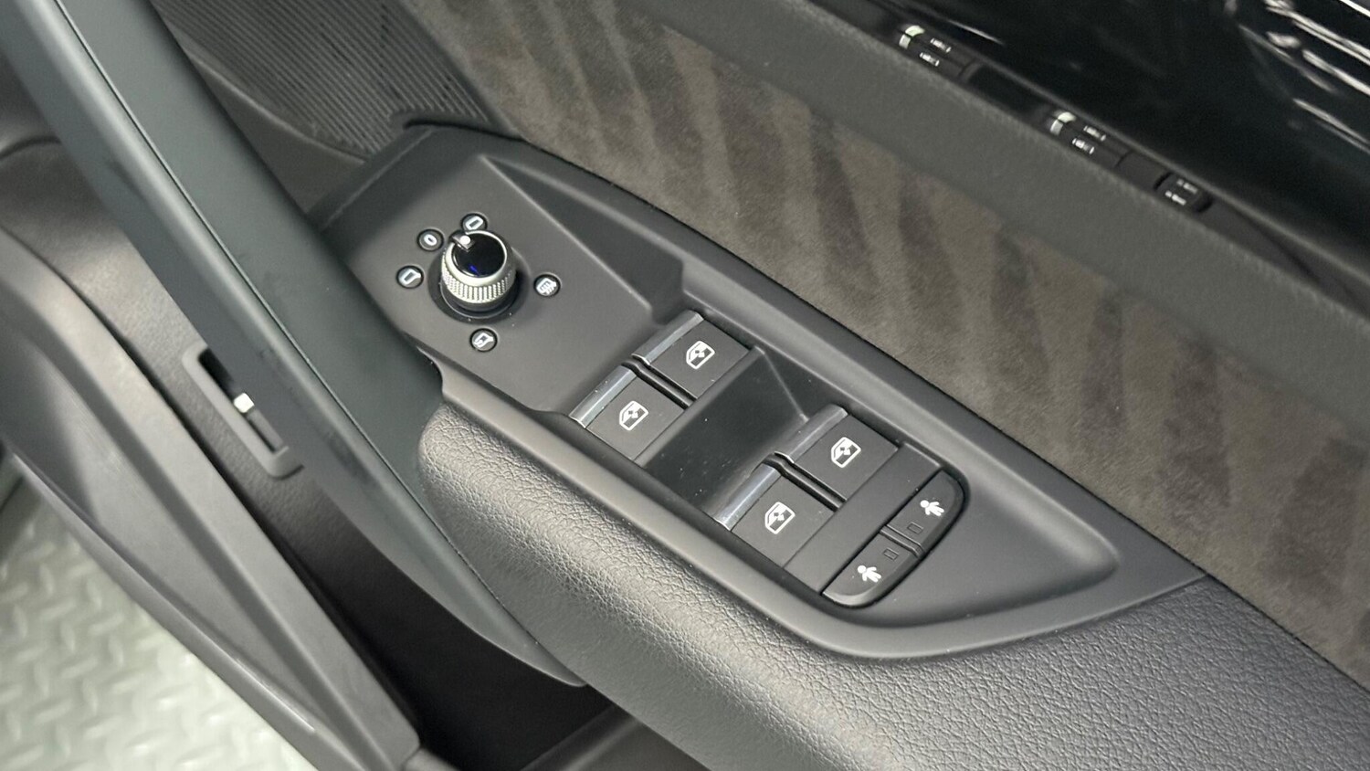 Used Audi Q5 2020 for sale - 75941171: Photo 25