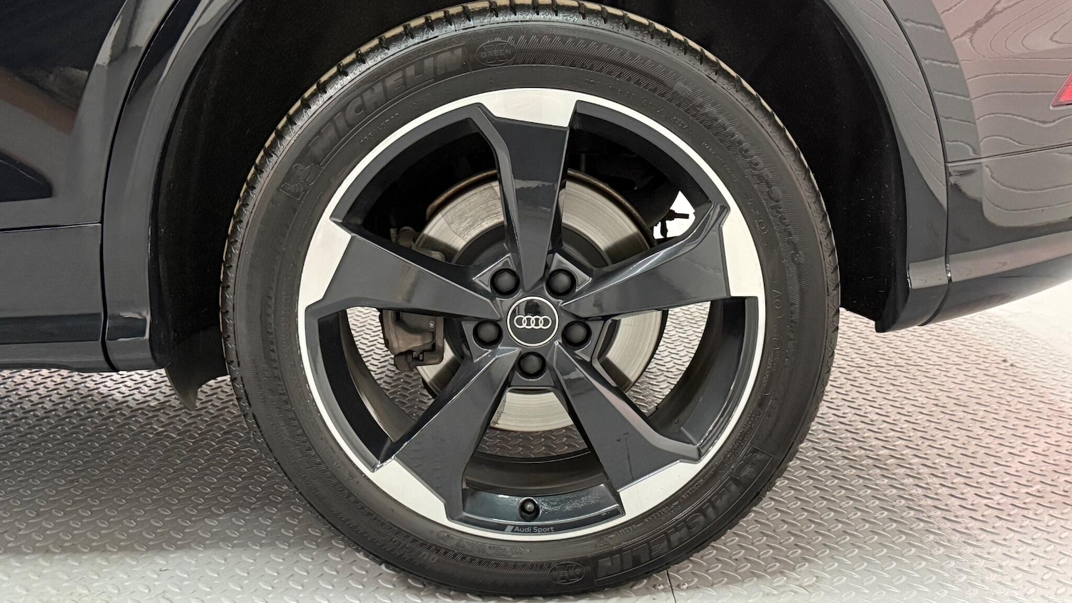 Used Audi Q5 2020 for sale - 75941171: Photo 61