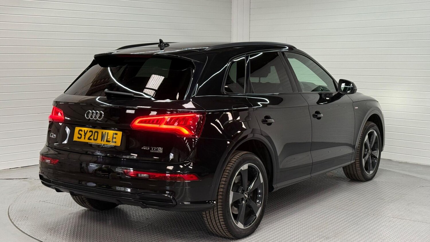 Used Audi Q5 2020 for sale - 75941171: Photo 8