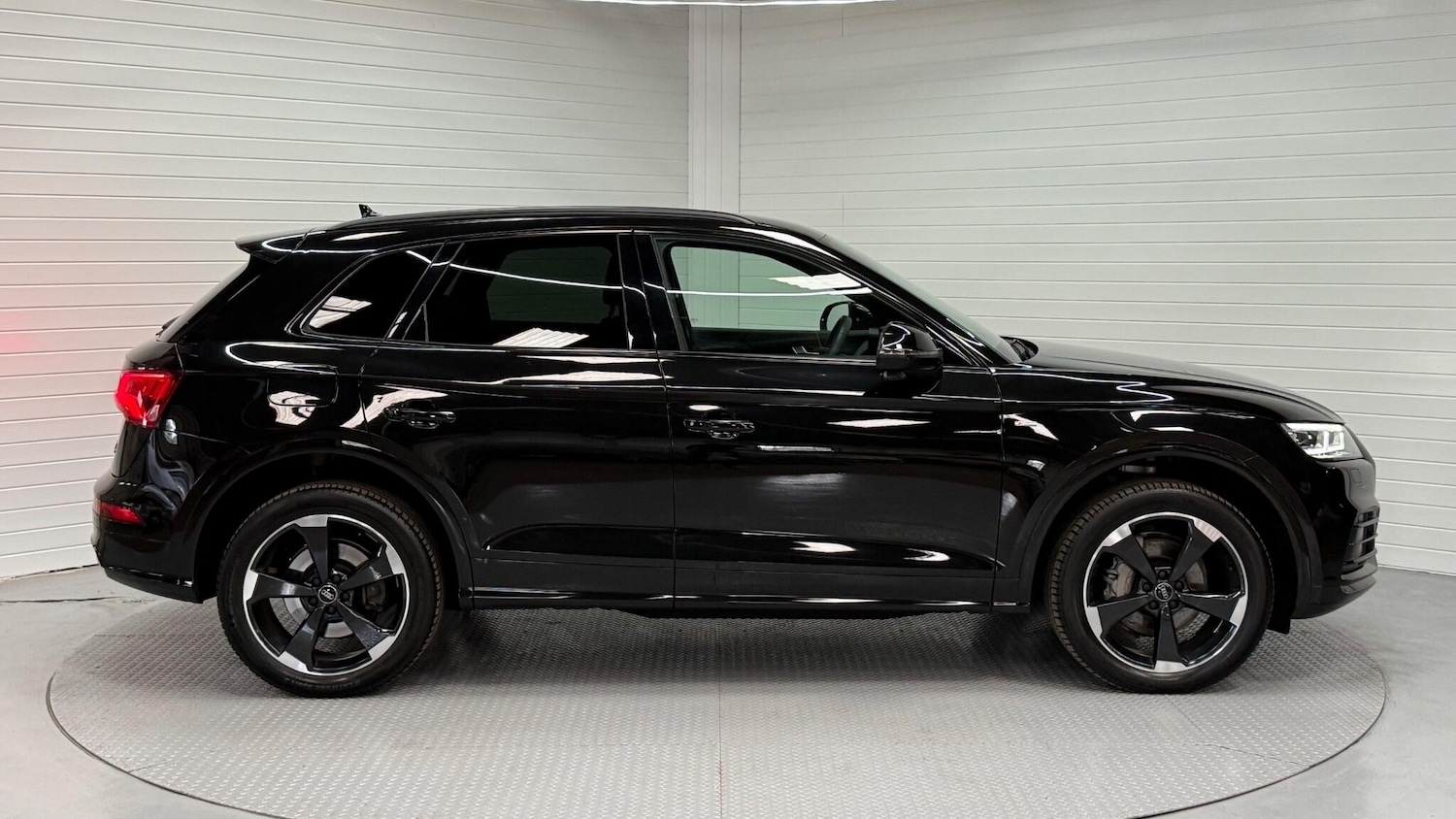 Used Audi Q5 2020 for sale - 75941171: Photo 9