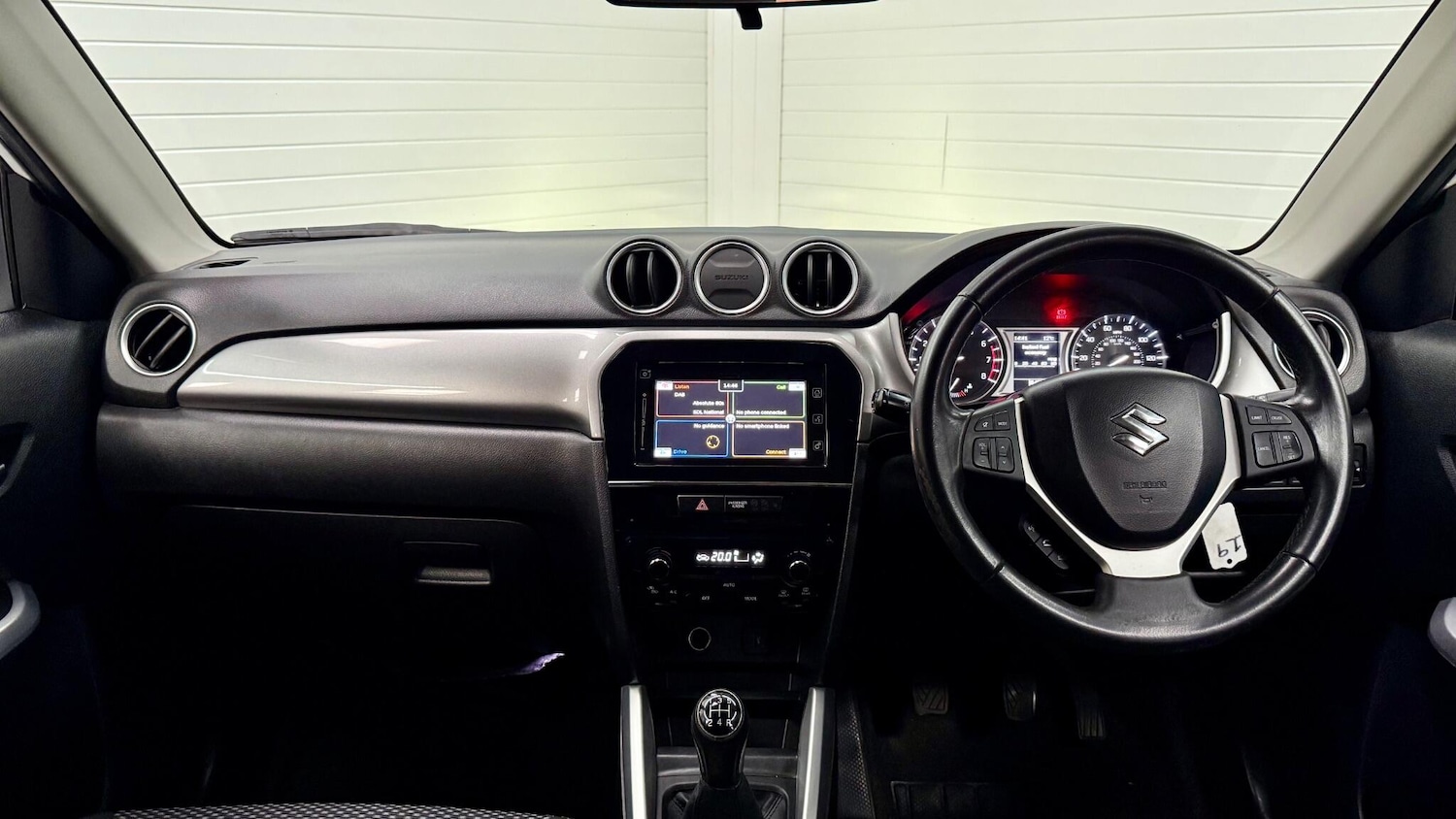 Used Suzuki Vitara 2018 for sale - 76327023: Photo 2