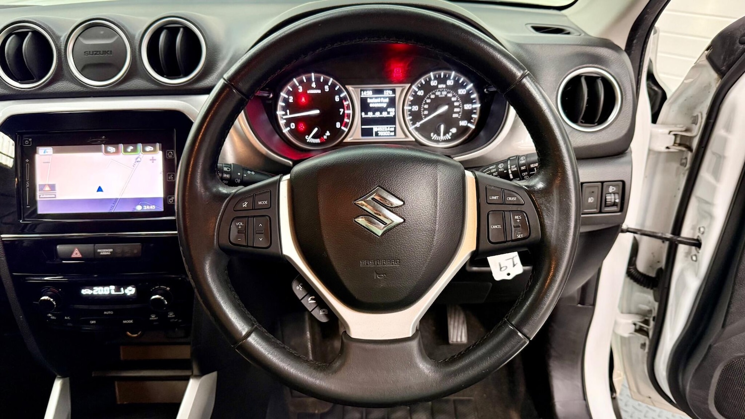 Used Suzuki Vitara 2018 for sale - 76327023: Photo 31