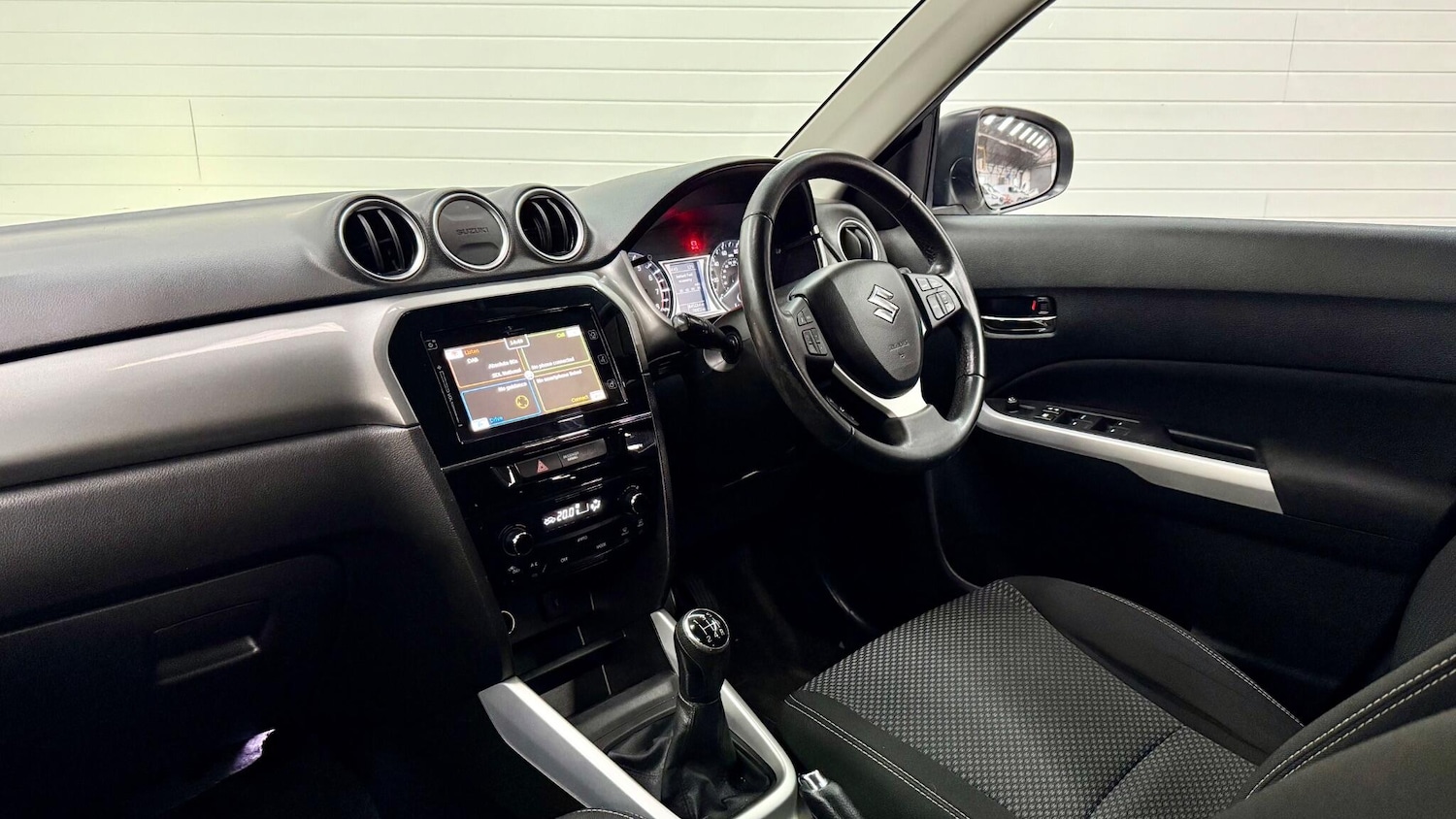 Used Suzuki Vitara 2018 for sale - 76327023: Photo 52