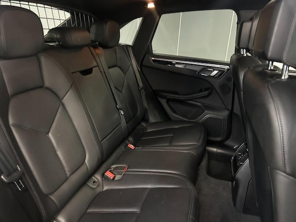 Used Porsche Macan 2017 for sale - 76189355: Photo 14