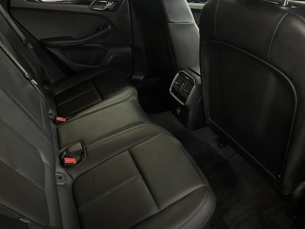 Used Porsche Macan 2017 for sale - 76189355: Photo 15