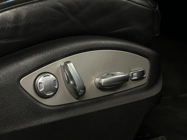 Used Porsche Macan 2017 for sale - 76189355: Photo 29