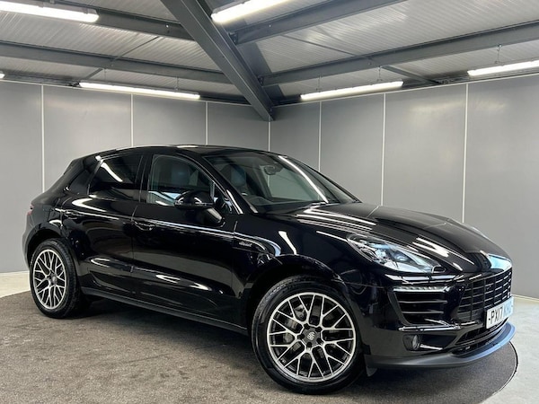 Used Porsche Macan 2017 for sale - 76189355: Photo 41