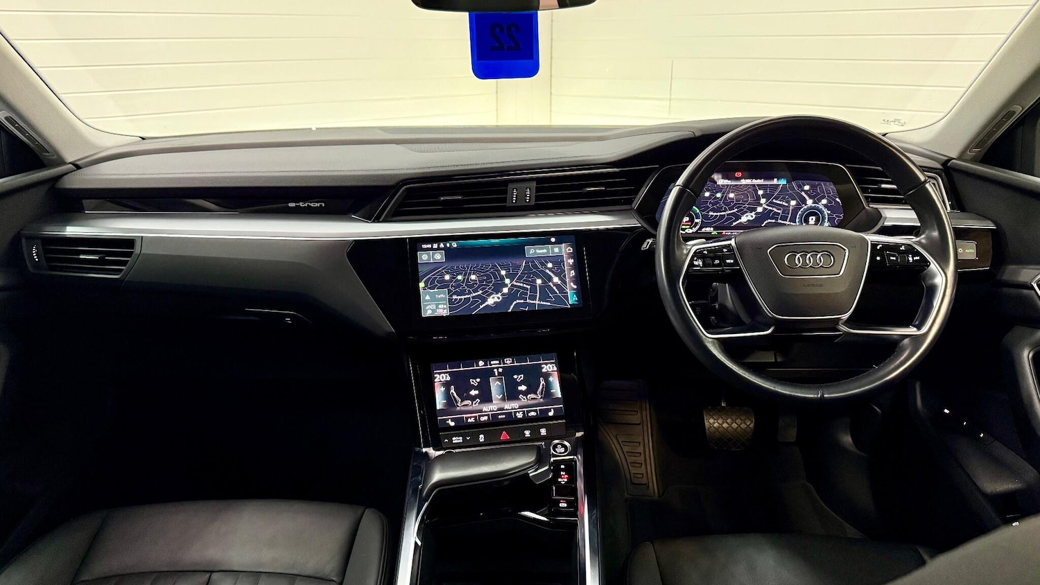 Used Audi e-tron 2021 for sale - 77074583: Photo 2