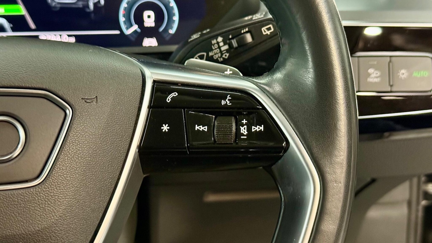 Used Audi e-tron 2021 for sale - 77074583: Photo 34