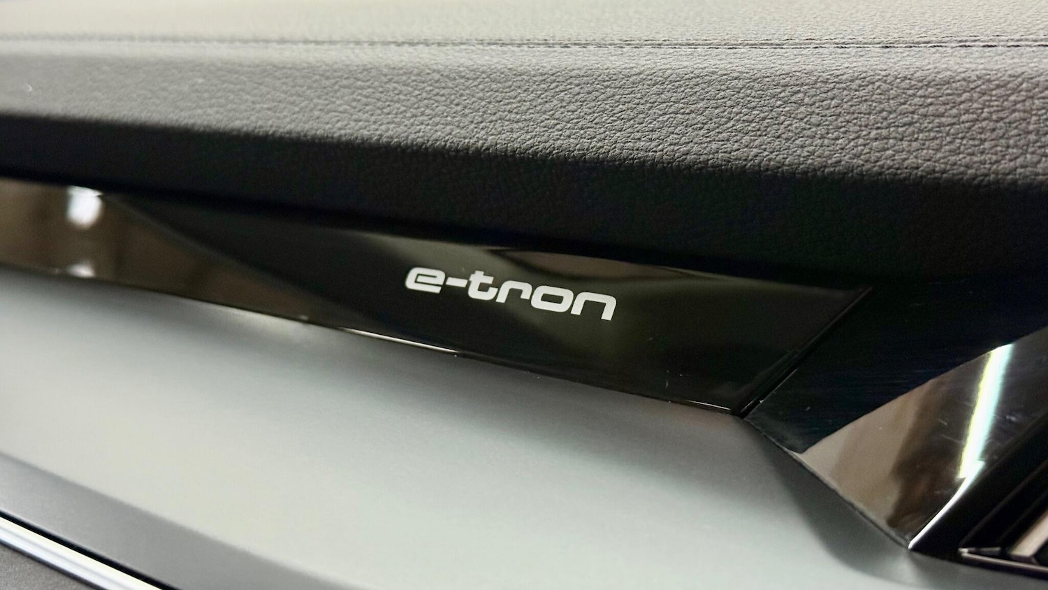 Used Audi e-tron 2021 for sale - 77074583: Photo 37