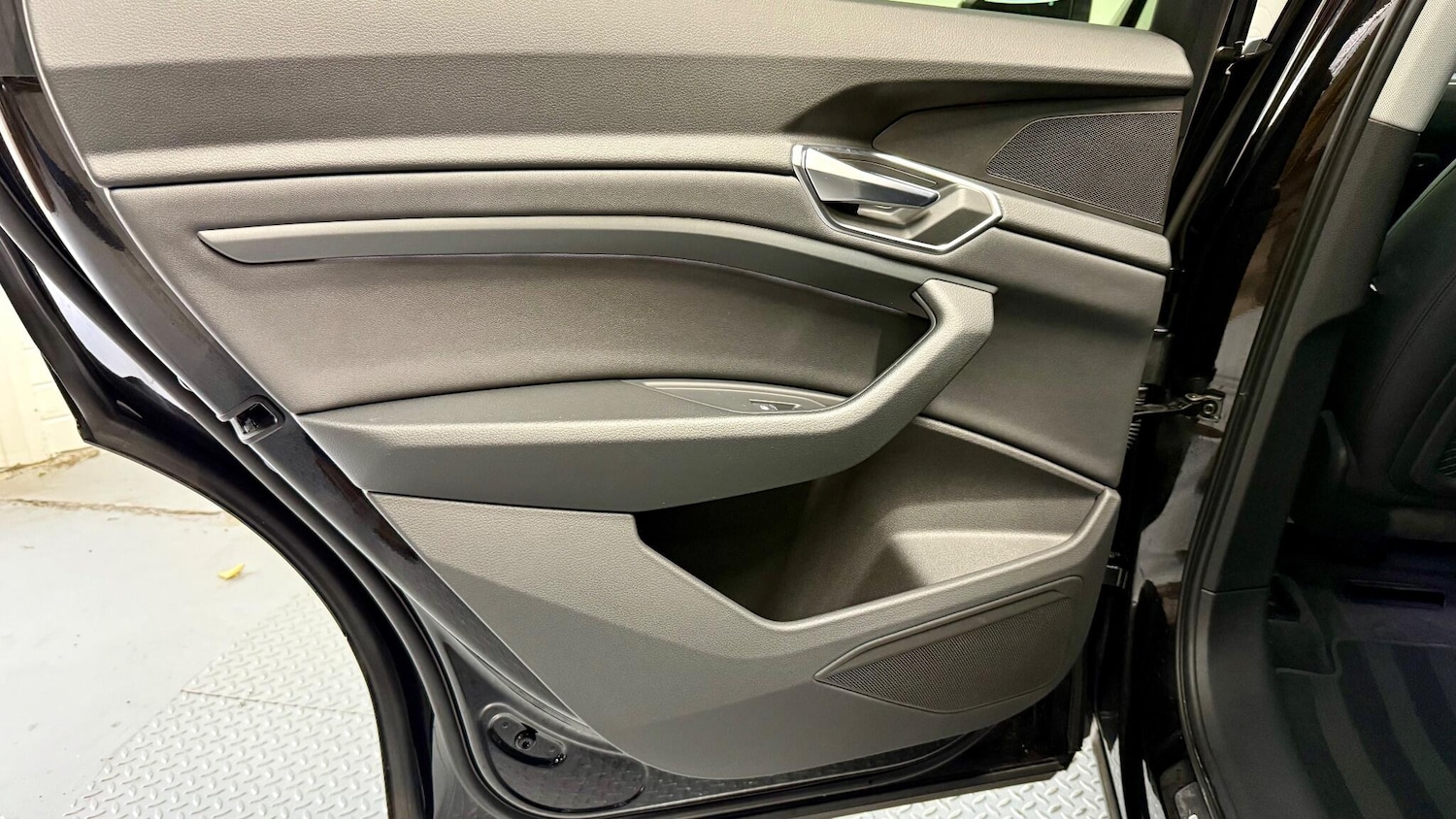 Used Audi e-tron 2021 for sale - 77074583: Photo 47